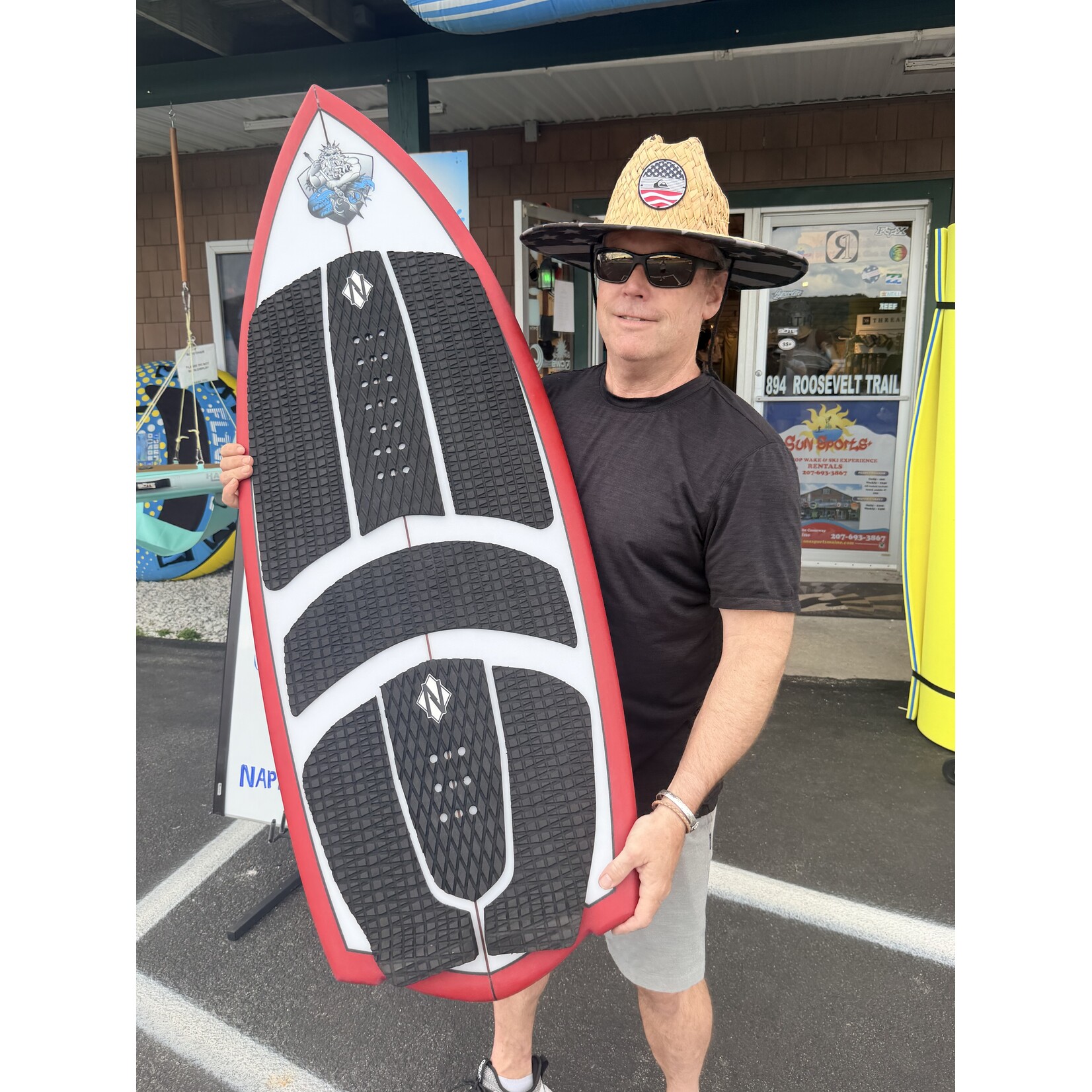 Neptune Surf Neptune H-Bomb Surf Style (Red Stripe / Black Traction)