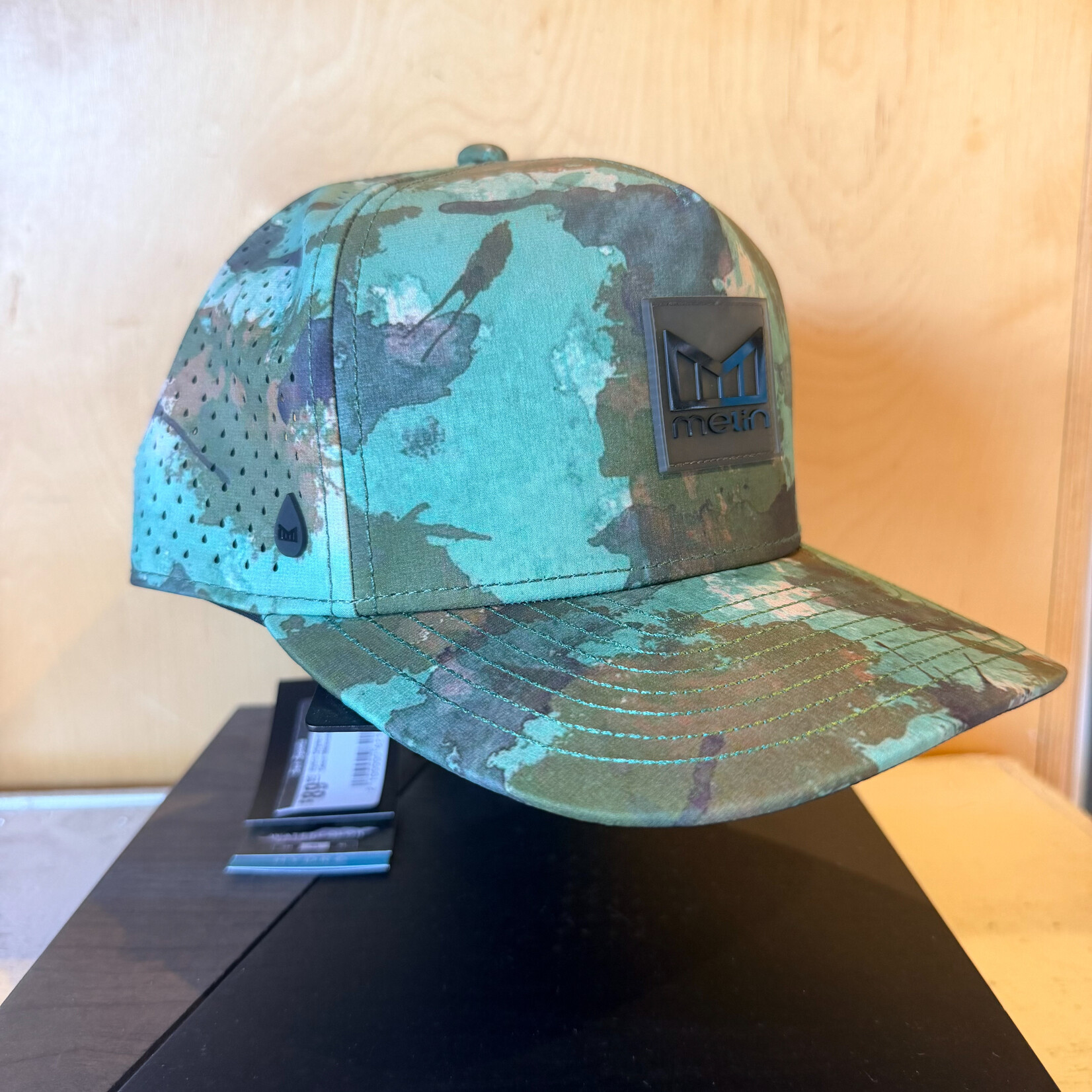 Melin Hydro Odysea Watercolor Camo Classic Fit
