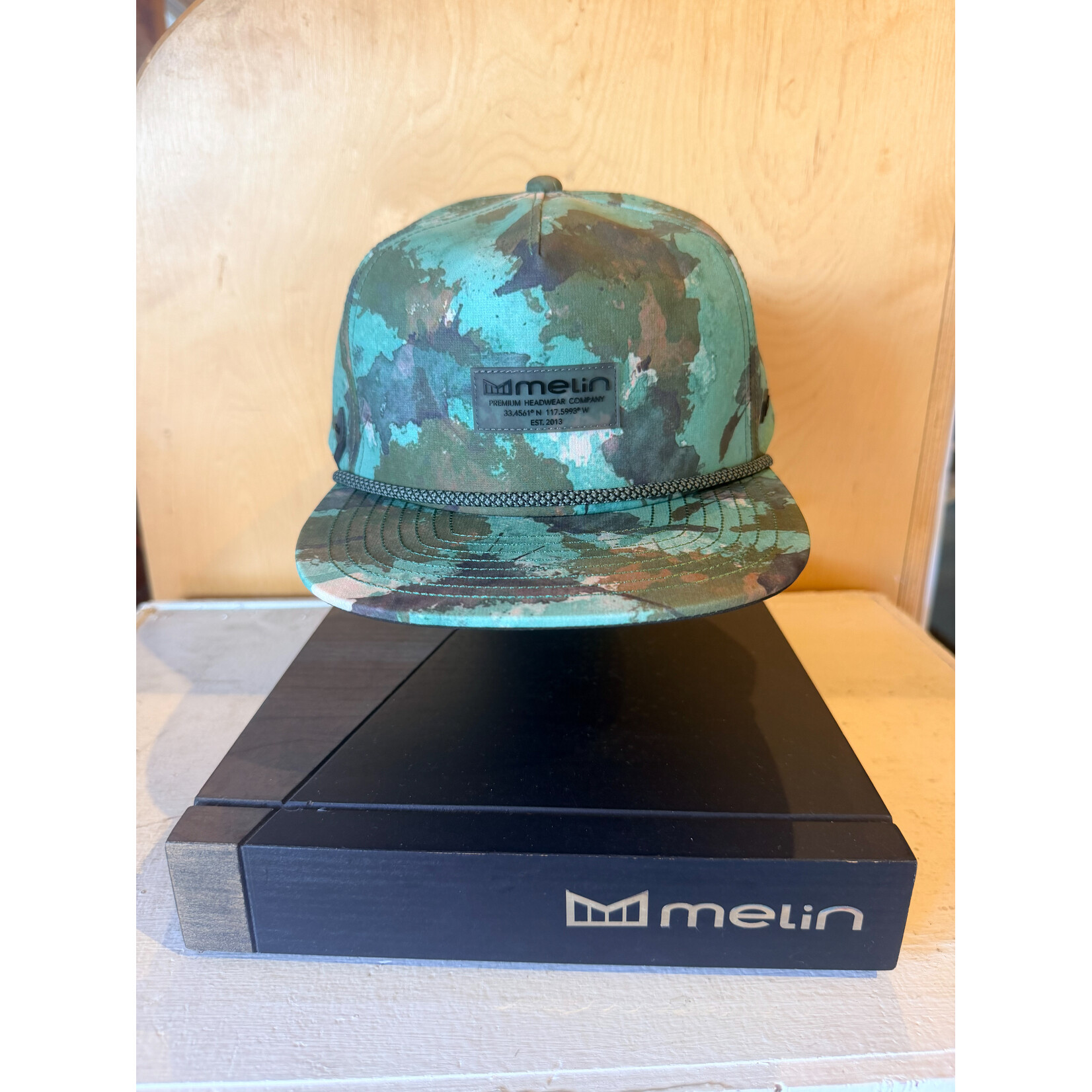 Melin Hydro Coronado Watercolor Camo XL