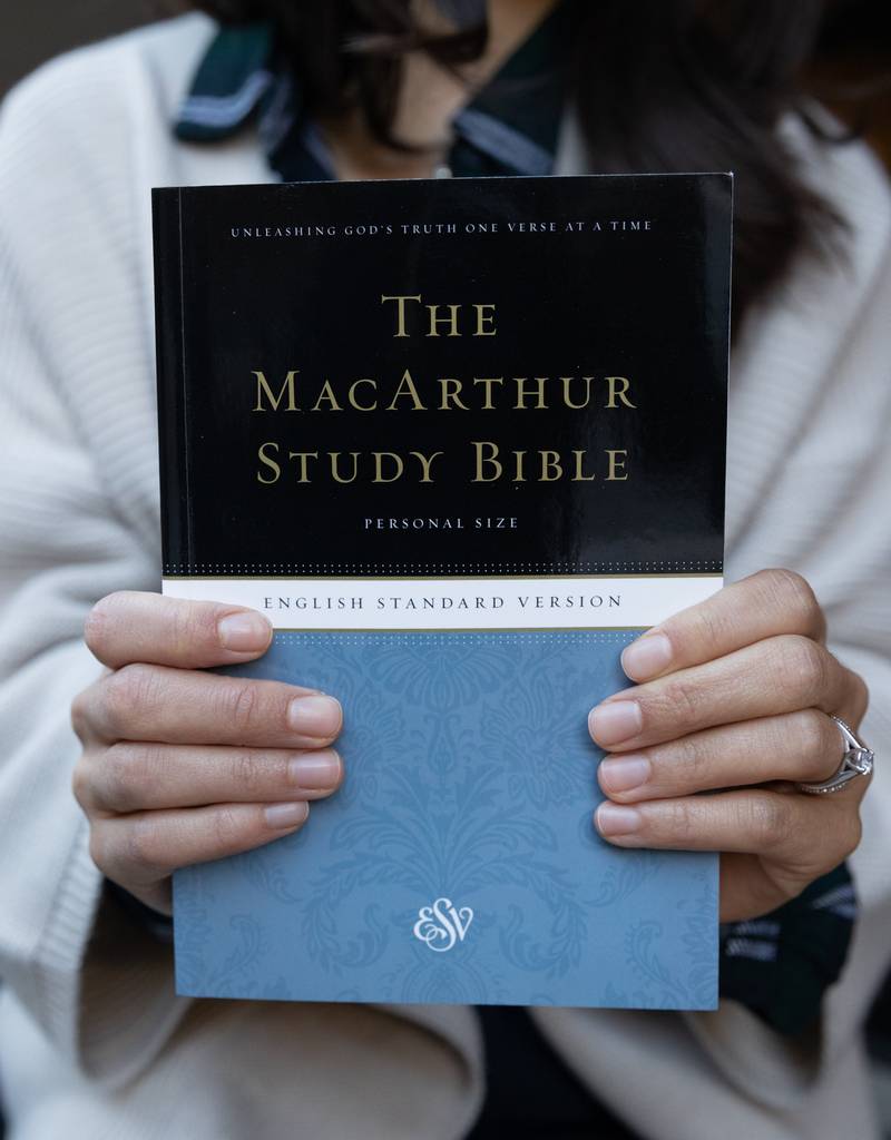 esv-macarthur-study-bible-per-grace-books