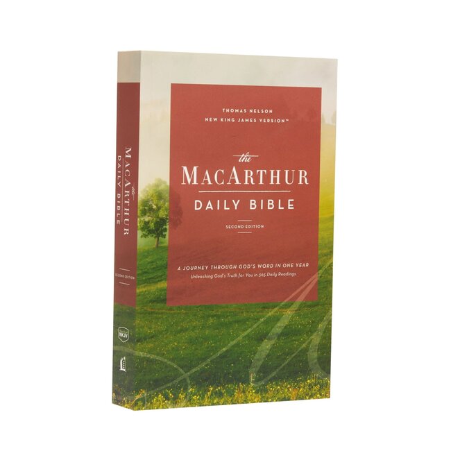 NKJV, MacArthur Daily Bible, 2nd Edition, Paperback, Comfort Print