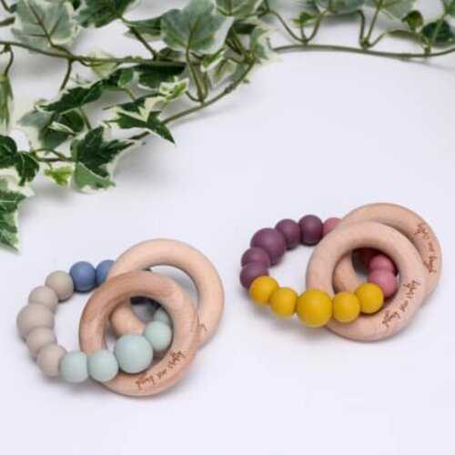 Getting Sew Crafty Natural Silicone/Wood Teething Toy Getting Sew Crafty Natural Silicone/Wood Teething Toy