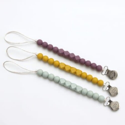 Getting Sew Crafty Mod Hexi Pacifier Clip Getting Sew Crafty Mod Hexi Pacifier Clip