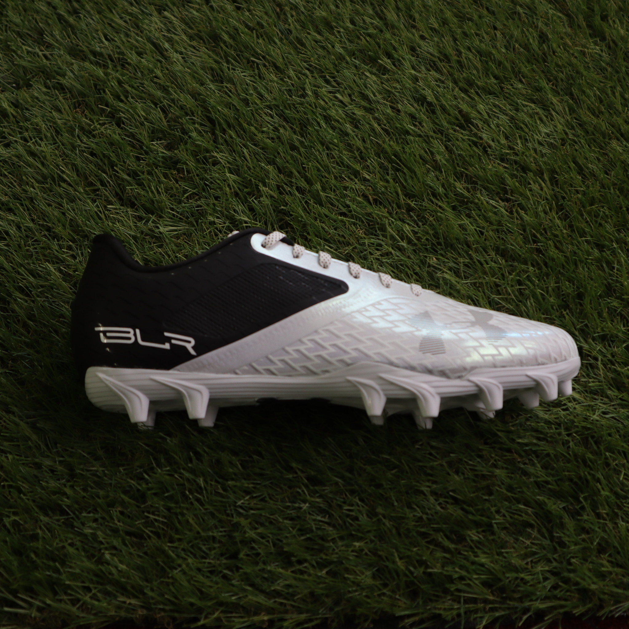 under armour blur cleats