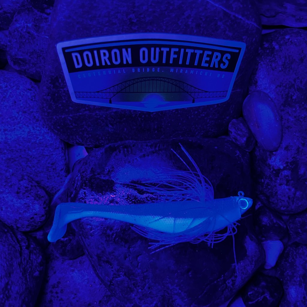 SHWSB6RSL1 UV SOW BELLY MG RATTLING 6"SHAD WITH SILVER FLASH