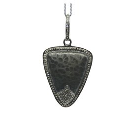 Arrow Head Pendant - style 8