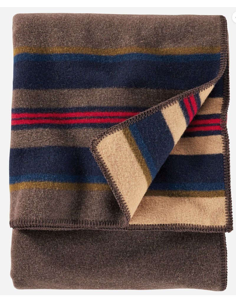 Pendleton Pendleton Shelter Bay Jacquard Blanket