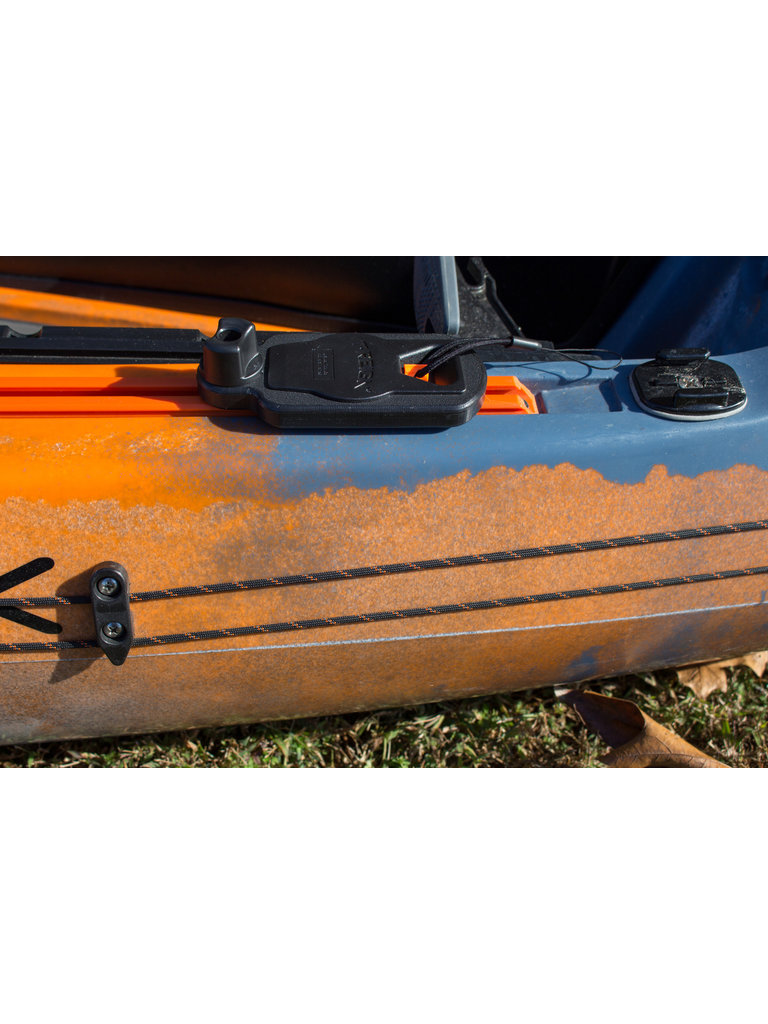 YakAttack Track Mount Retractor w/ MightyBolt and Knob Frontenac