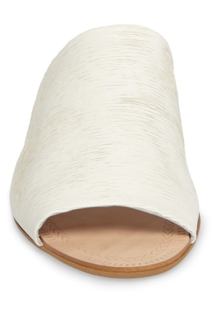 Chinese Laundry Bahiti Slide Sandal