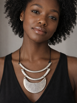 VESTOPAZZO Aluminum 3 Smooth Plaque Necklace