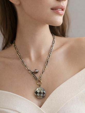 Pam Lazzarotto 5025 Shell Sil. Necklace