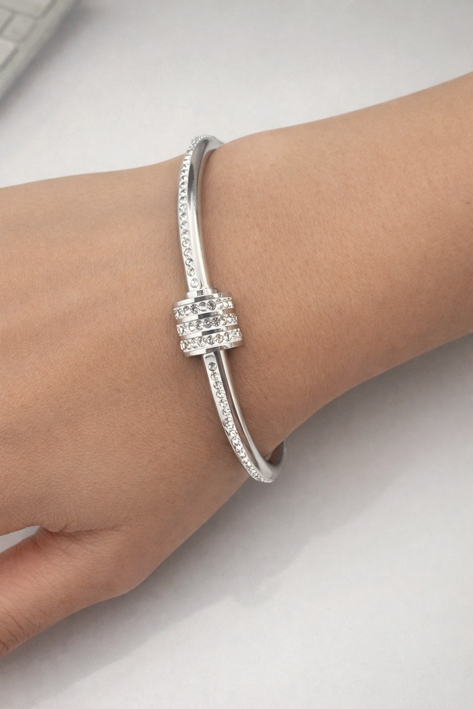 Costume Rhinestone Bracelet G024