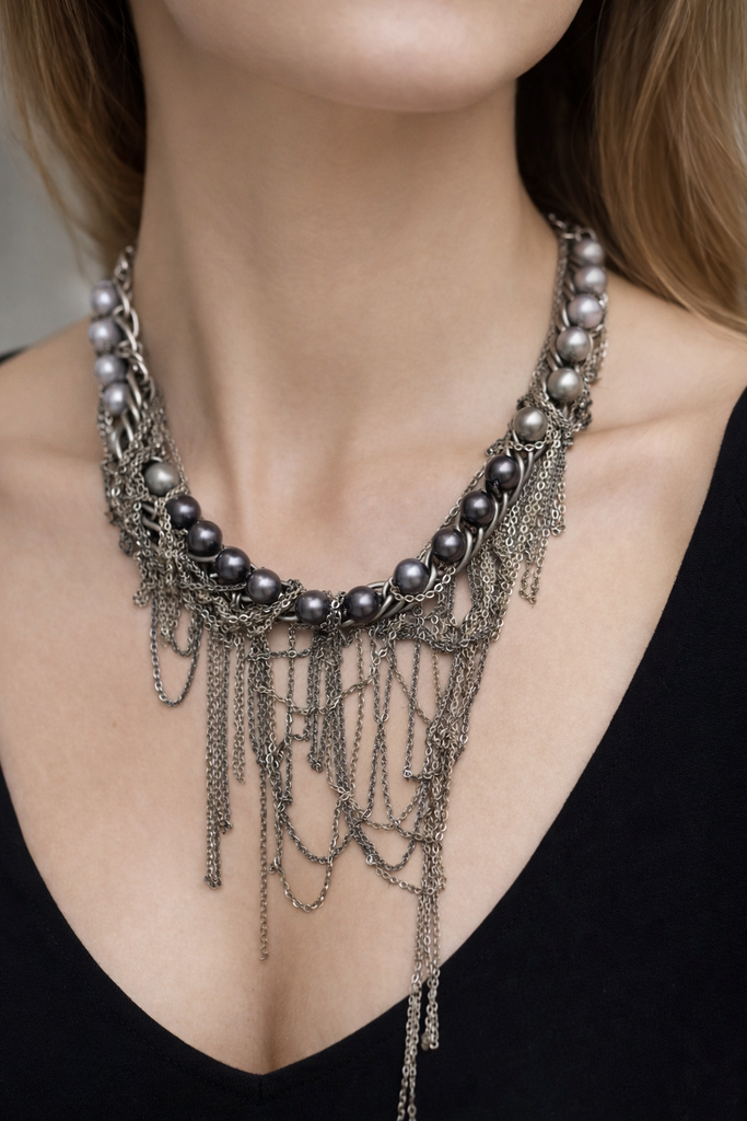 Giulia Blasi Chain   Synthetic Necklace G 018