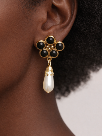 Giulia Blasi Pearl/Black Stones