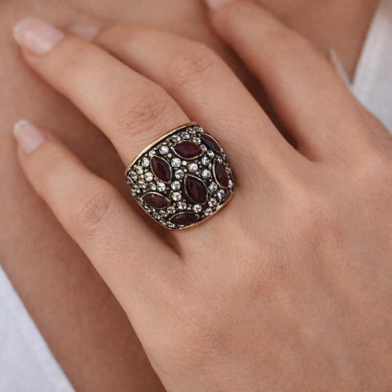 Giulia Blasi G059 Costume  Vintage  Ruby St. Ring