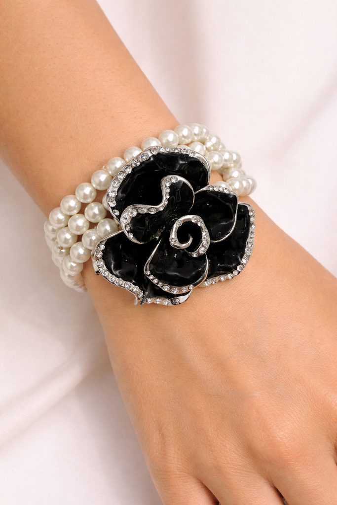 Giulia Blasi G043 Flower Synthetic  Pearl Bracelet
