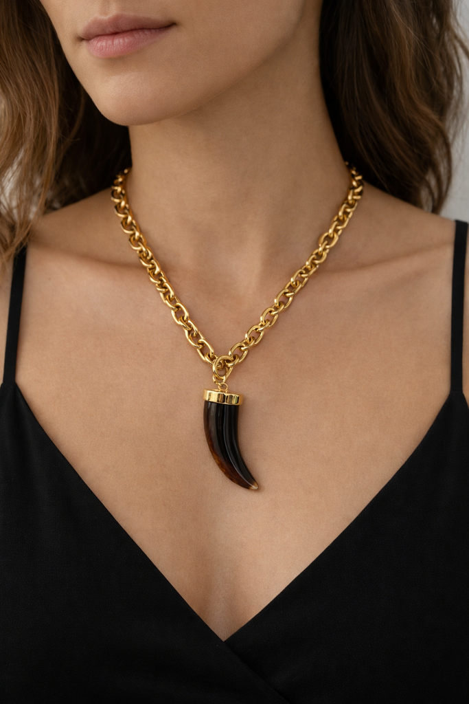 G091 Gold Horn Necklace