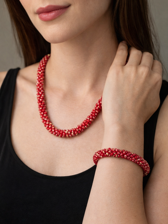 Vintage  Faceted Red Beads  Necklace