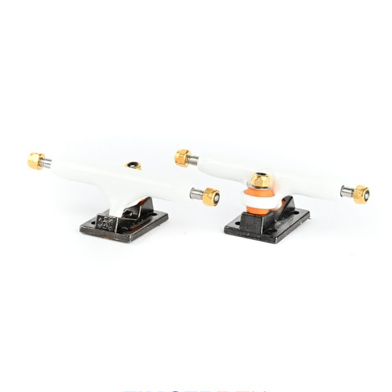 BLACKRIVER TRUCKS - 32mm BLACKRIVER TRUCKS - 32mm
