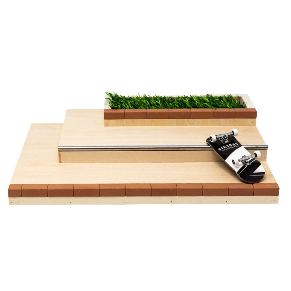 VICTORY FINGERBOARDS - TRIPLE LEDGE WOODEN OBSTACLE