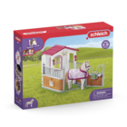 Horse Stall w/ lusitano Mare