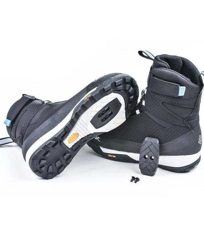 BLIVET QUILO X4 (PÉDALES CLIPLESS)
