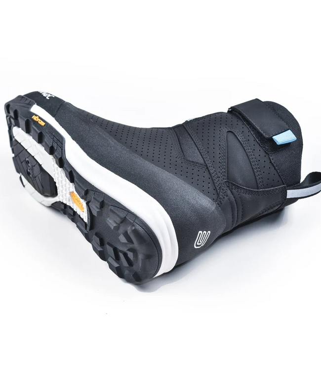 BLIVET QUILO X4 (PÉDALES CLIPLESS)