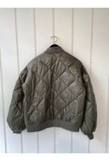 Clu Clu Light Weight Quilted Bomber Jacket