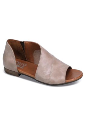 Bueno Tanner Sandal in Light Grey by Bueno
