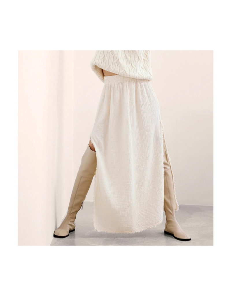 Pokoloko Crinkle Slit Skirt in Cream
