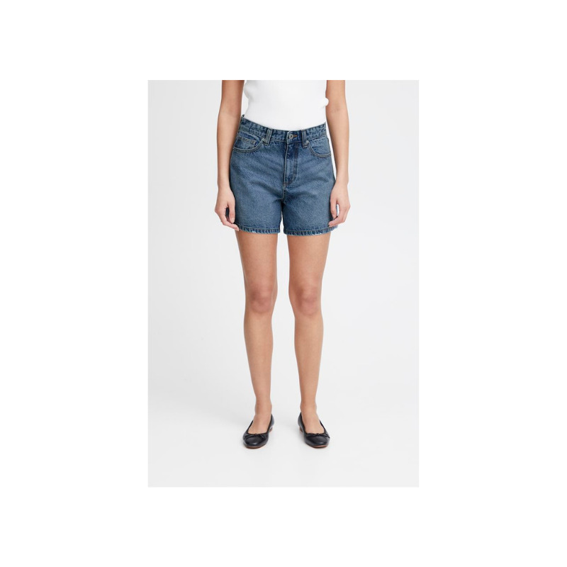 ichi-aveny-shorts-in-medium-