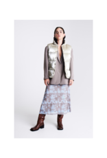 ICHI Ezetta Vest in Pale Gold by ICHI