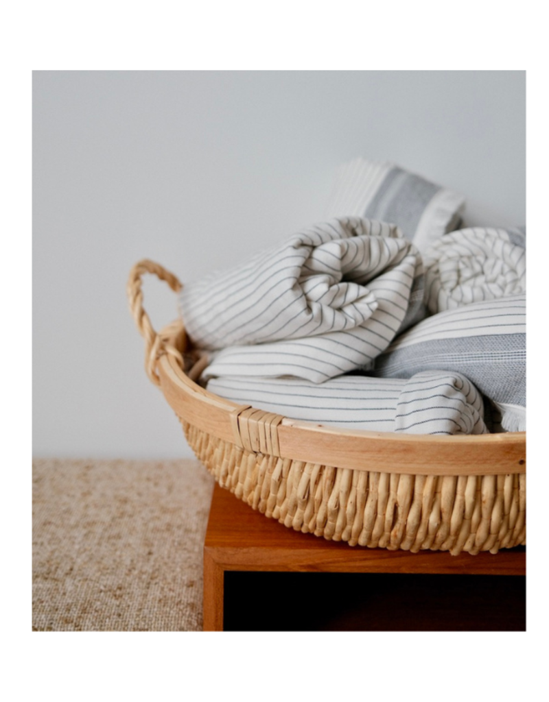 Bacon Basketware Ltd Low Round Sewn Willow Tray