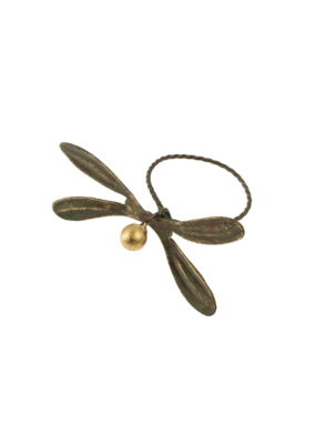 Indaba Trading Green Mistletoe Napkin Ring