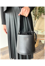 Bueno Chrissy Bag in Black by Bueno