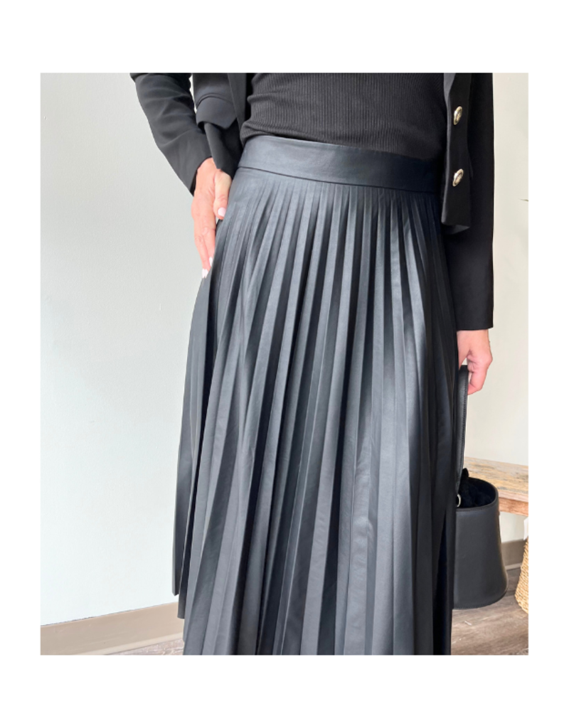 Cream Cassandra Skirt in Black by Cream