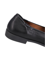 Bueno Bowie Black Leather Flat by Bueno