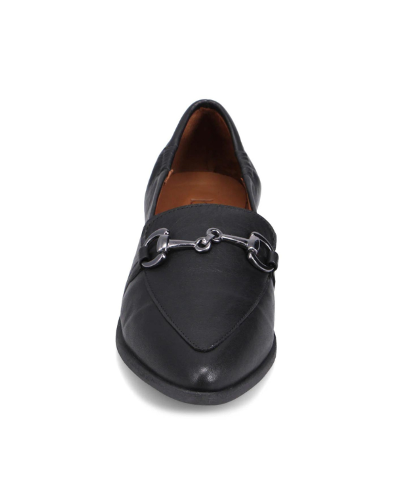 Bueno Bowie Black Leather Flat by Bueno