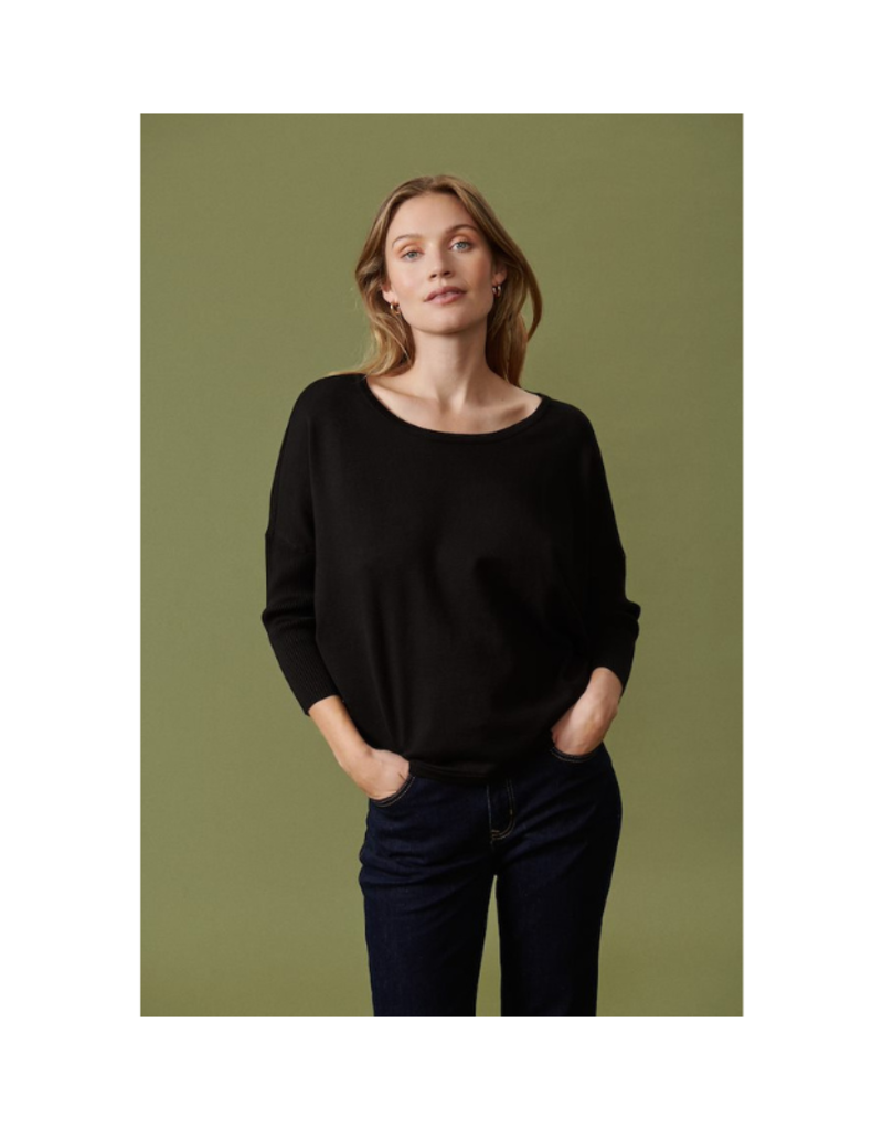 Saint Tropez Mila Round Neck Pullover in Black by Saint Tropez