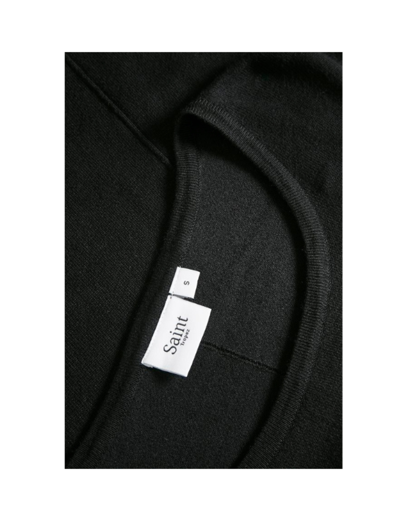 Saint Tropez Mila Round Neck Pullover in Black by Saint Tropez