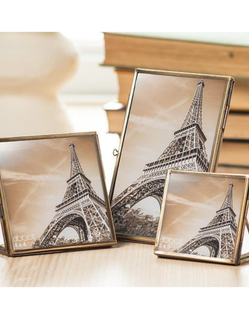 Simple Gold Photo Frame