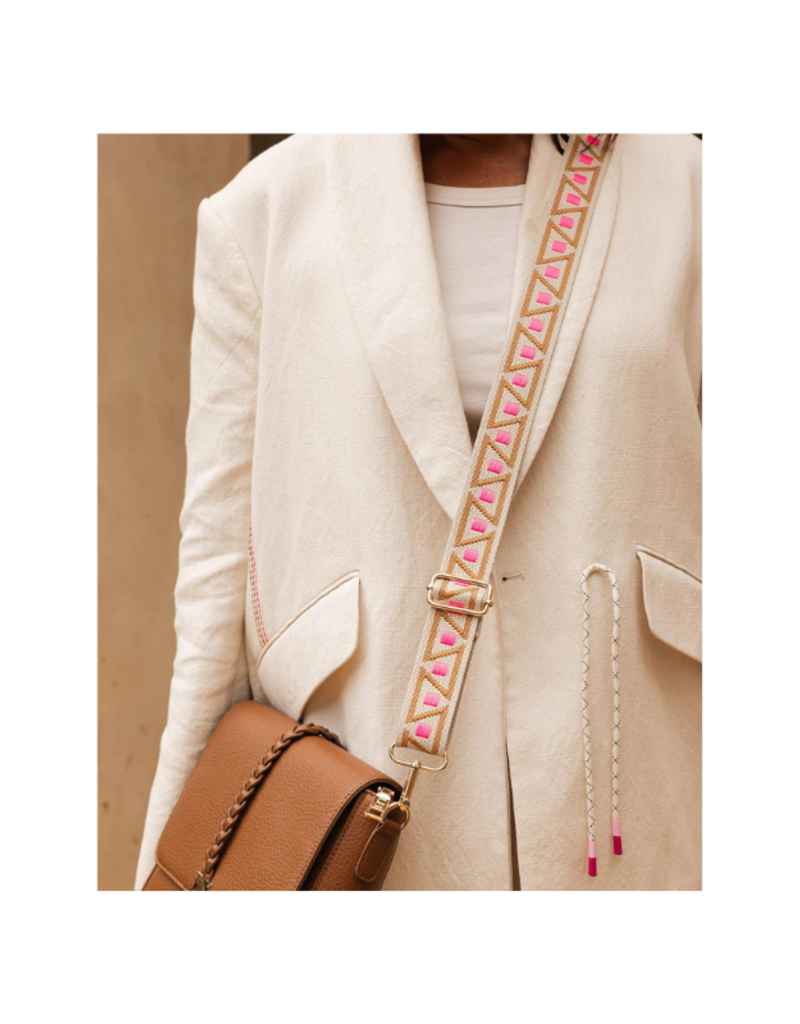 Louenhide Kubi Guitar Strap in Tan by Louenhide