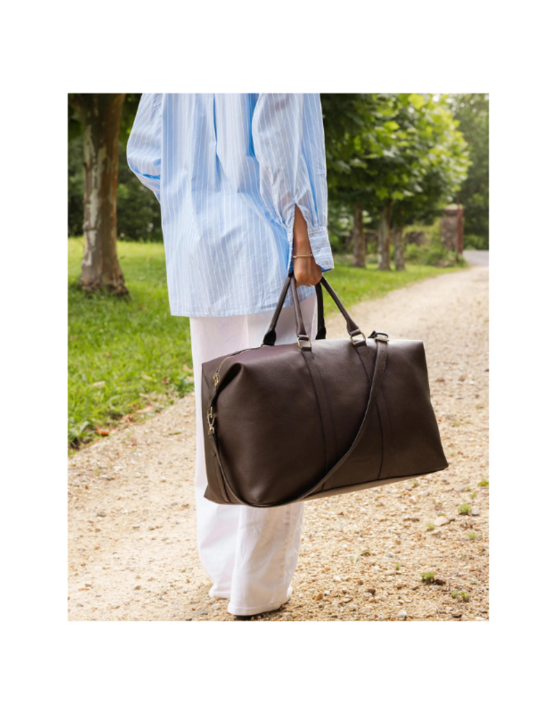 Louenhide Boston Travel Bag in Chocolate by Louenhide