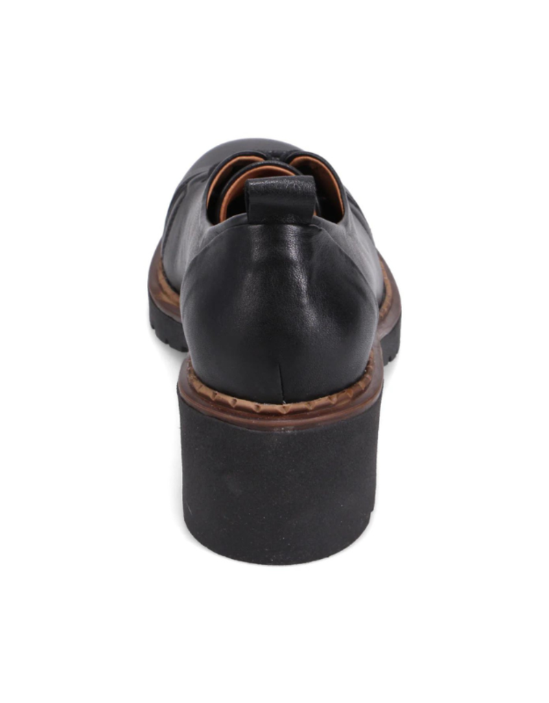 Bueno LAST ONE - SIZE 37 - Nicole Leather Loafer with Laces in Black by Bueno