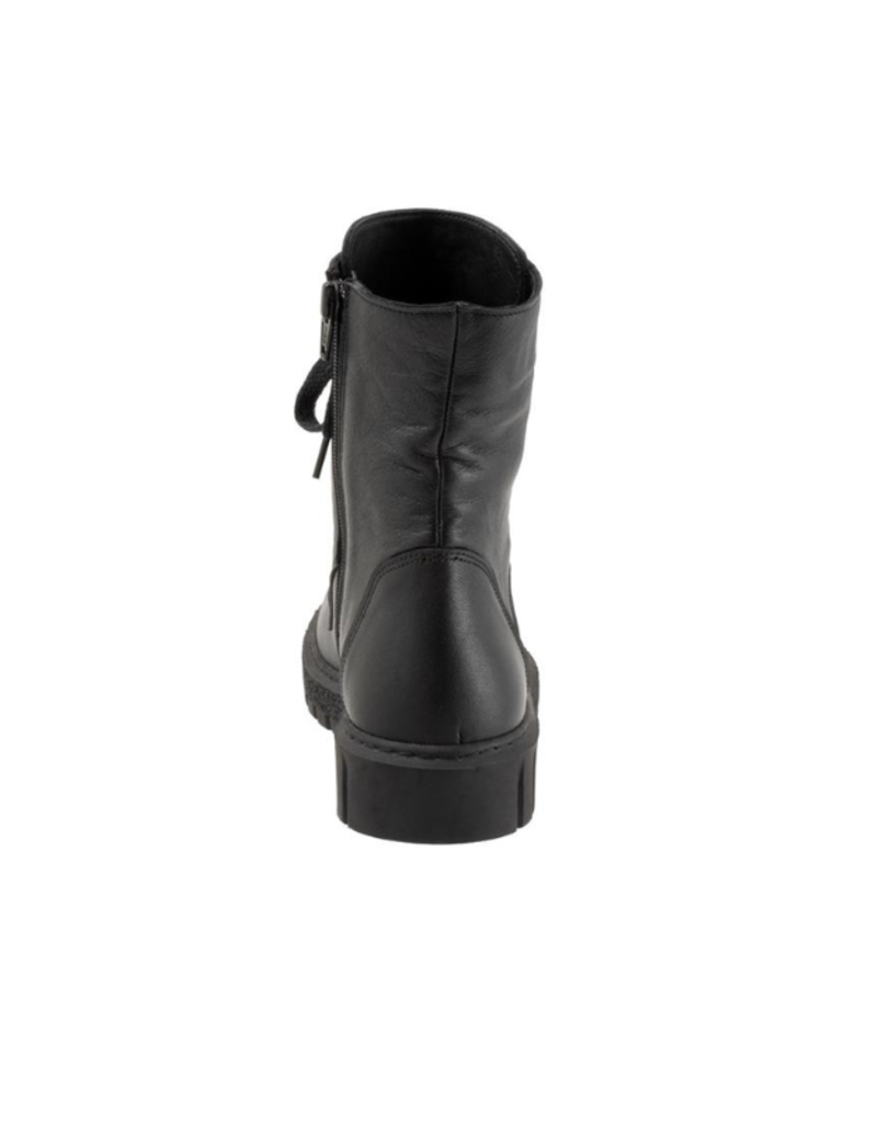 Bueno LAST ONE - SIZE 36 - Scarlett Leather Boot with Laces in Black by Bueno