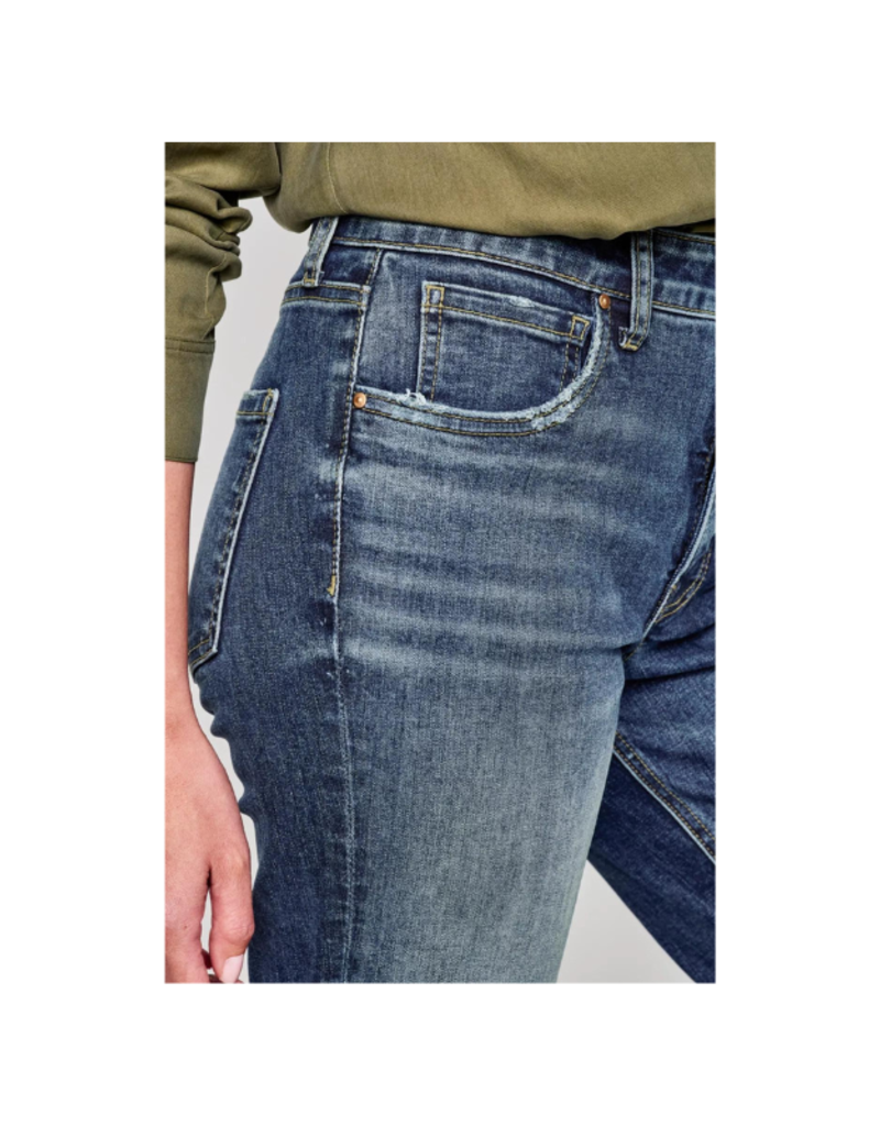 Kut from the Kloth Elizabeth Straight in Dainty by Kut from the Kloth
