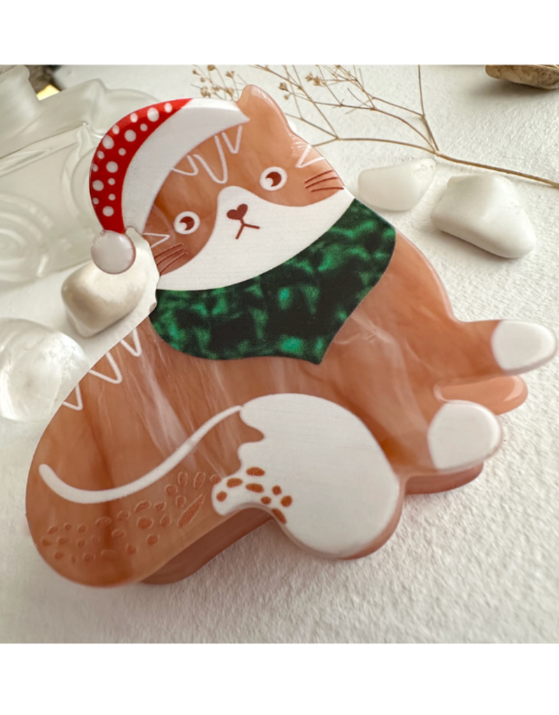 Pika & Bear Gingerbread Festive Cat Hair Claw by Pika & Bear