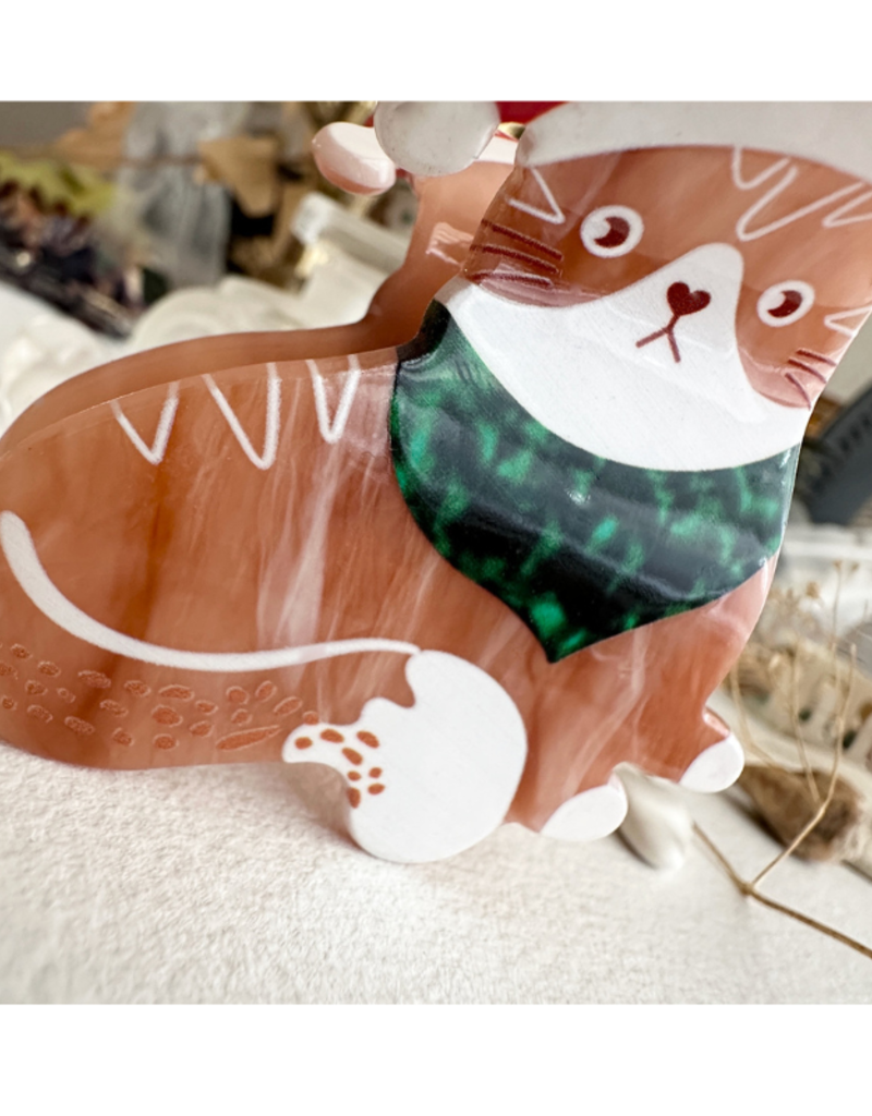 Pika & Bear Gingerbread Festive Cat Hair Claw by Pika & Bear