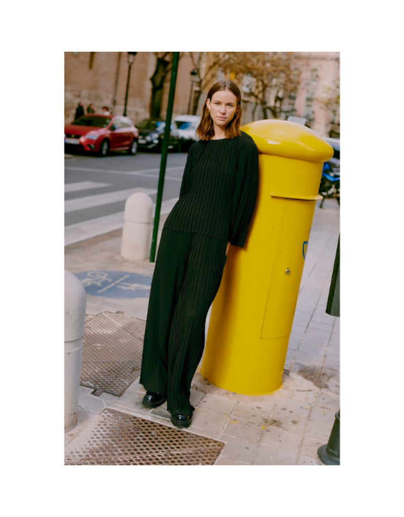 b.young Janse Pants in Black by b.young