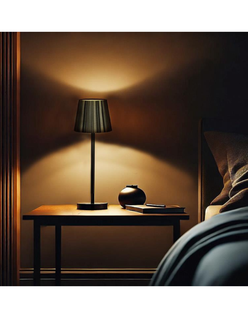 Fluted Shade LED Lamp Black